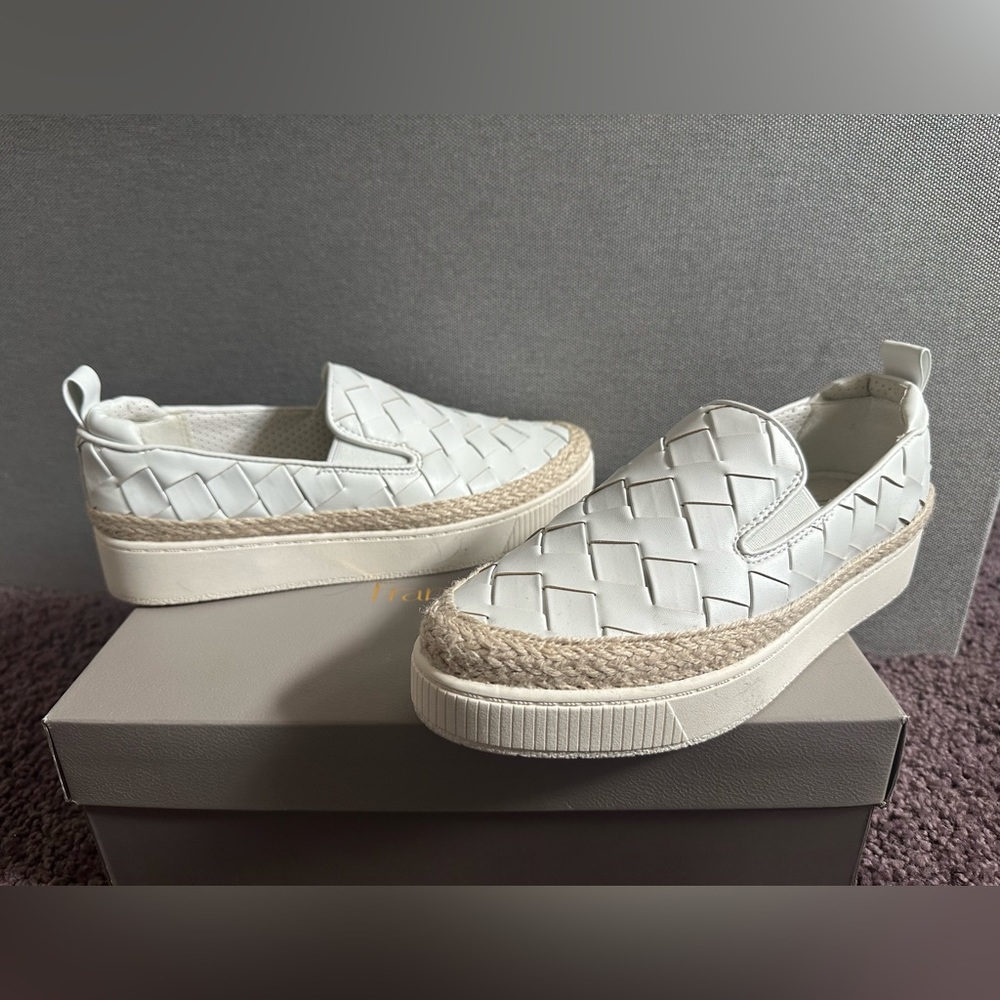 BRAND NEW NEVER WORN woman’s  franco sarto homer platform sneaker